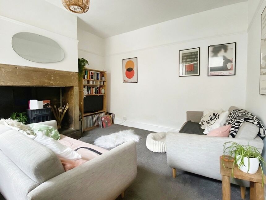 2 bedroom Mid Terrace House for sale, Sackville Street, Hebden Bridge