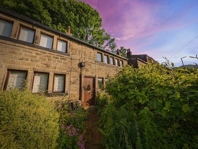 2 bedroom Semi Detached House to rent