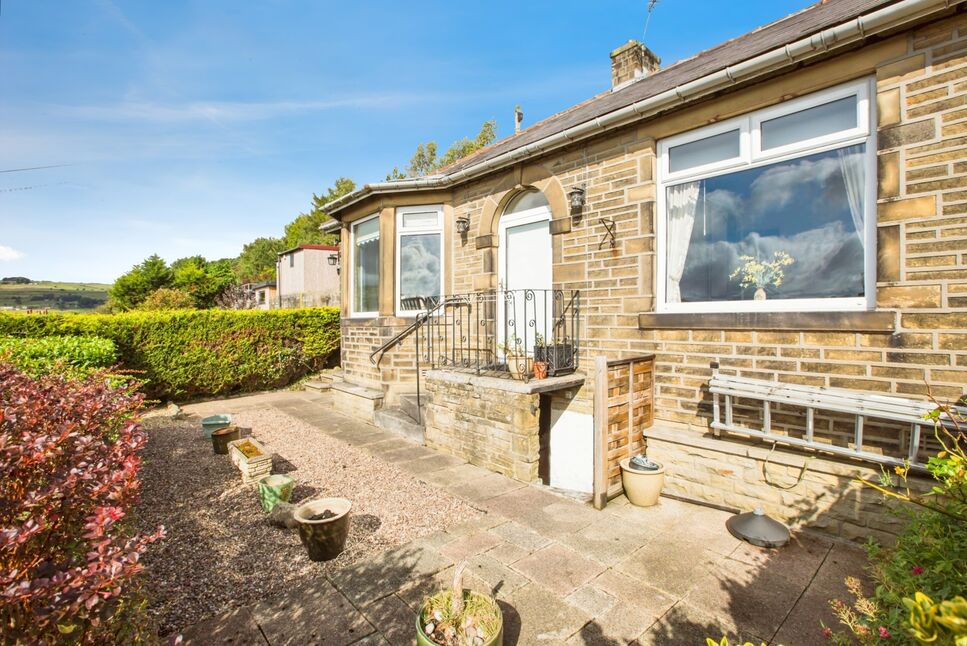 Main image of 2 bedroom Semi Detached Bungalow for sale, Warley Wood Lane, Luddendenfoot, Halifax, HX2