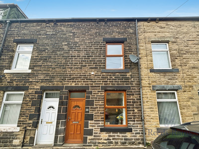 Derdale Street, 2 bedroom Mid Terrace House for sale, £130,000