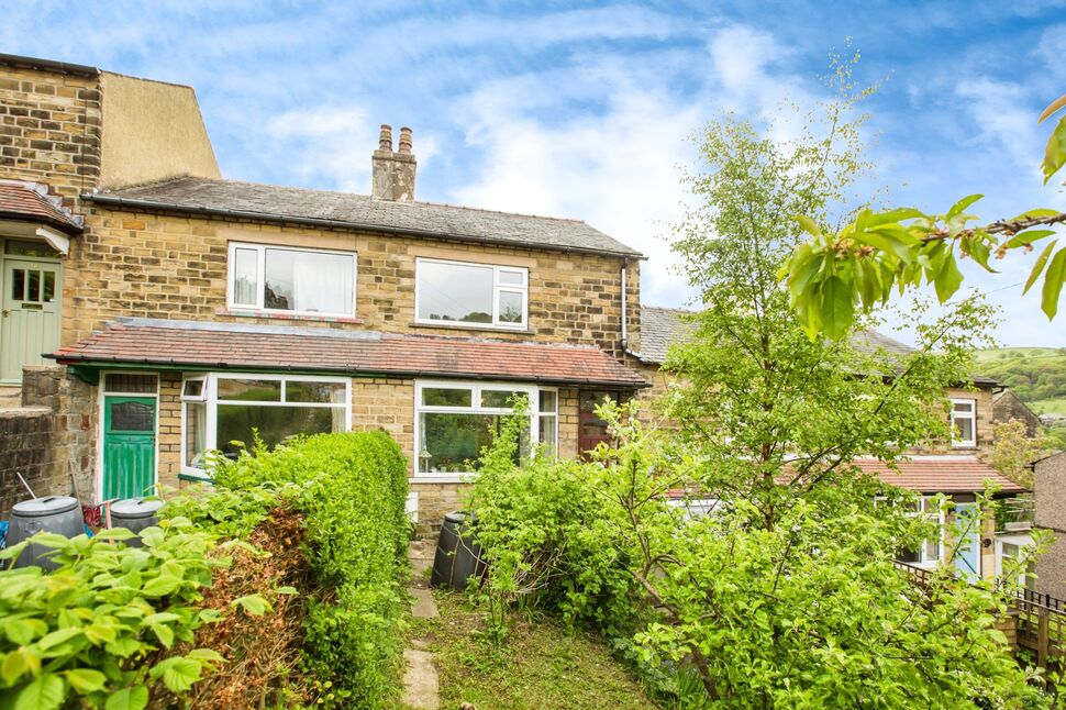 2 bedroom Mid Terrace House for sale