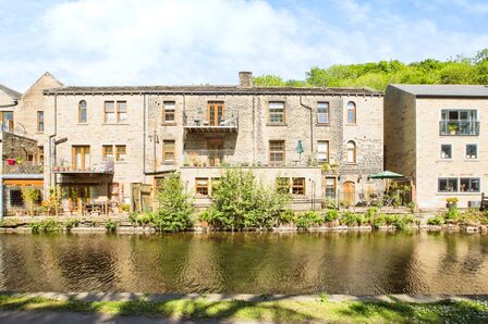 2 bedroom  Flat for sale
