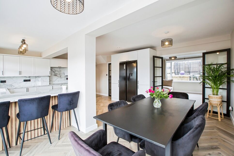 Kitchen / Diner