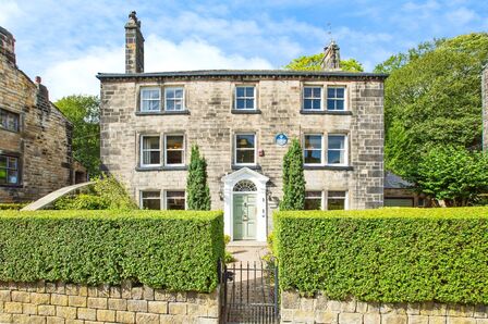 10 bedroom Detached House for sale