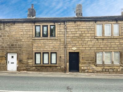 1 bedroom Mid Terrace House for sale