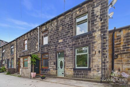 Pudsey Road, 2 bedroom Mid Terrace House to rent, &pound;950 pcm