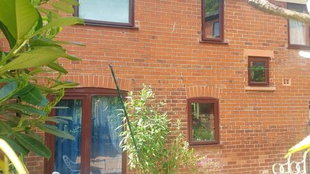 3 bedroom Mid Terrace House for sale