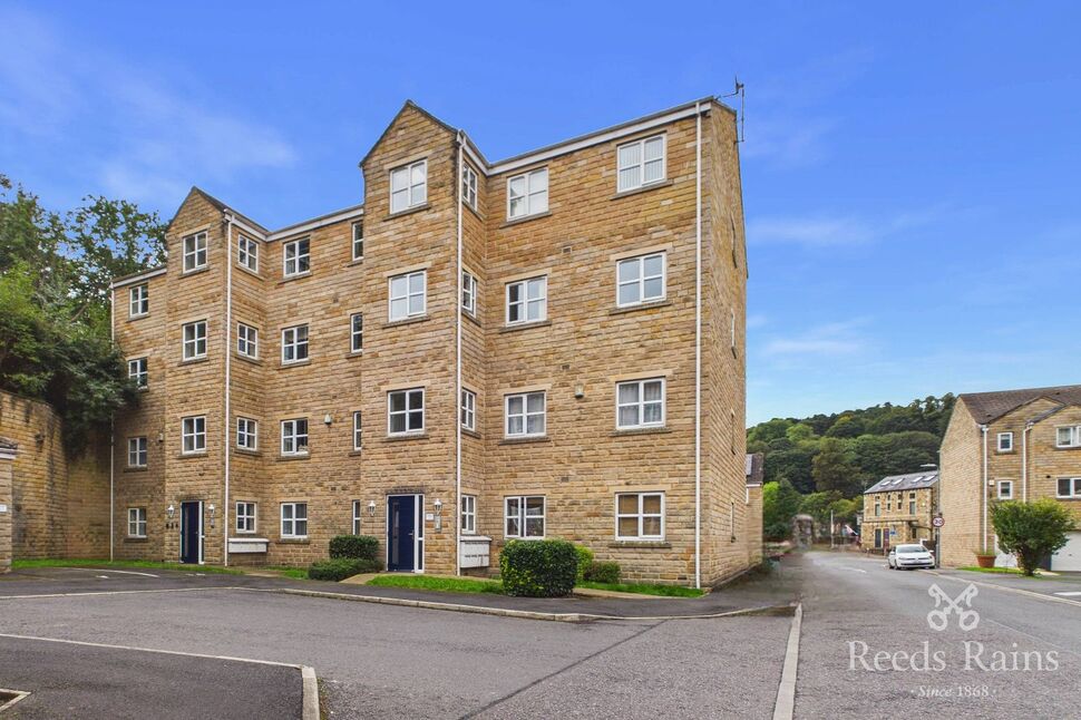 Main image of 2 bedroom Flat for sale, Mill Stream Drive, Luddendenfoot, HX2