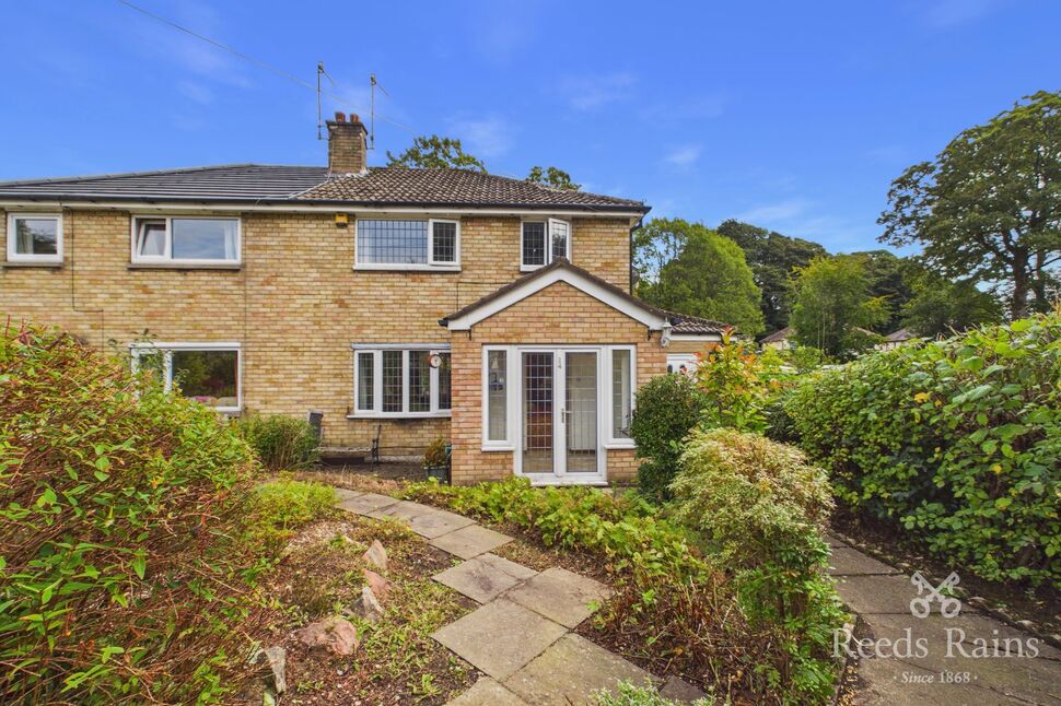 Main image of 3 bedroom Semi Detached House for sale, The Glen, Todmorden, West Yorkshire, OL14