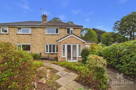 The Glen, 3 bedroom Semi Detached House for sale, &pound;300,000