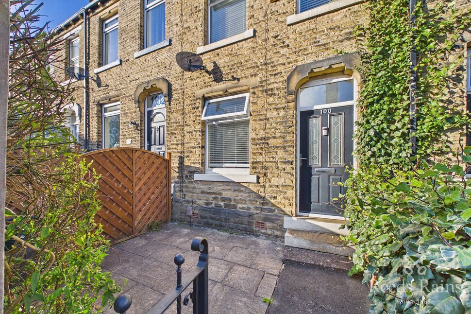 Main image of 2 bedroom Mid Terrace House to rent, Wellington Street, Huddersfield, West Yorkshire, HD3