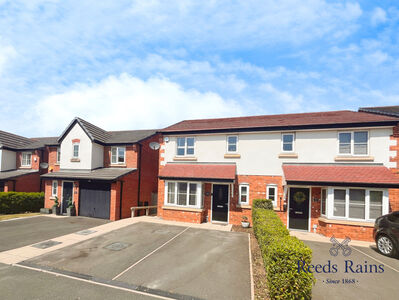 Severn Way, 3 bedroom Semi Detached House for sale, £270,000