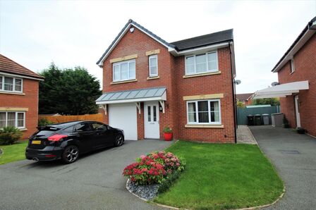 Boreay Close, 4 bedroom Detached House to rent, &pound;1,600 pcm