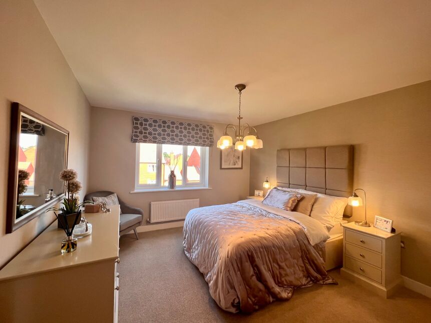 4 bedroom Detached House for sale, Merelake Way, Sandbach, CW11 £427,000