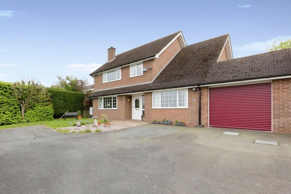 Estate Agents Holmes Chapel, Cheshire Reeds Rains