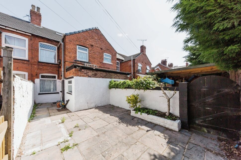 2 bedroom Mid Terrace House to rent, Booth Lane, Middlewich, CW10 £