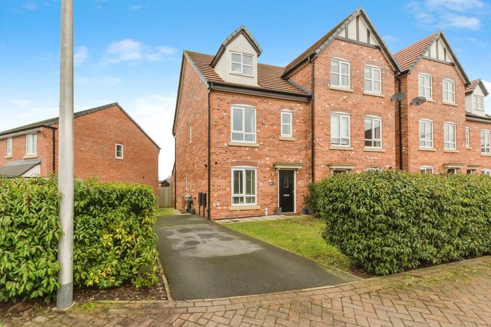 Main image of 3 bedroom Semi Detached House for sale, Severn Way, Holmes Chapel, Cheshire, CW4