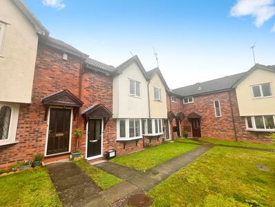 Swettenham Close, 2 bedroom Mid Terrace House for sale, £200,000