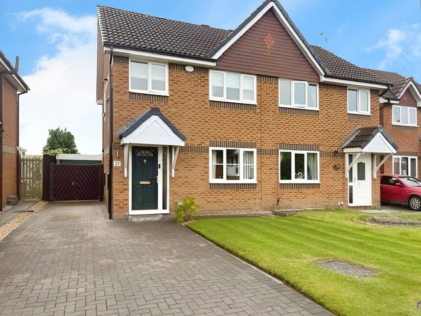 Main image of 3 bedroom Semi Detached House to rent, Woodstock Drive, Middlewich, Cheshire, CW10