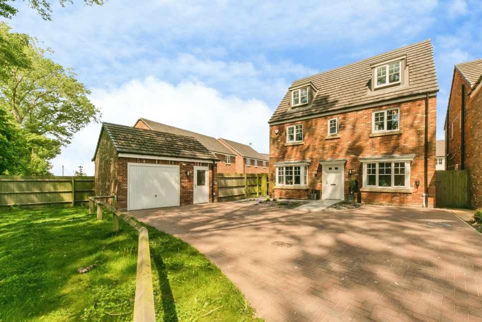 Main image of 5 bedroom Detached House for sale, Cotton Field Road, Holmes Chapel, Cheshire, CW4