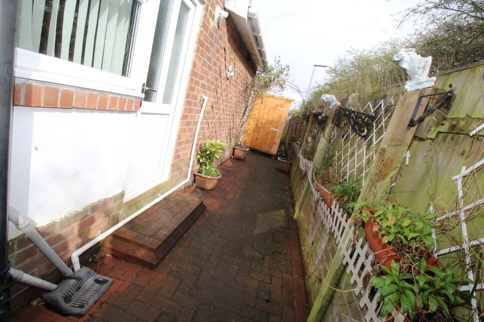 2 bedroom Semi Detached Bungalow for sale, Gullane Close, Bill Quay