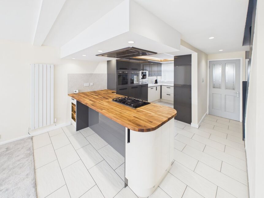 Kitchen / Diner