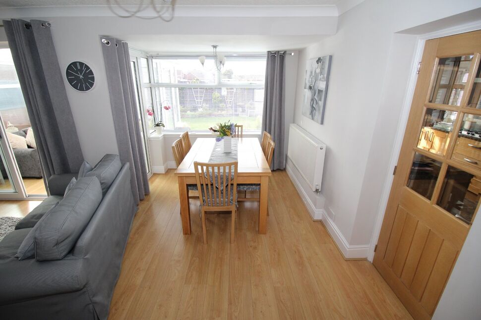 4 bedroom Semi Detached House for sale, Embleton Road, Bill Quay, NE10