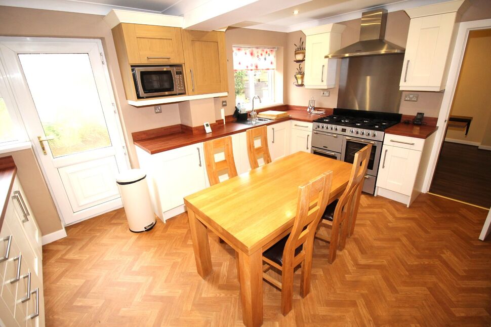 Kitchen / Diner