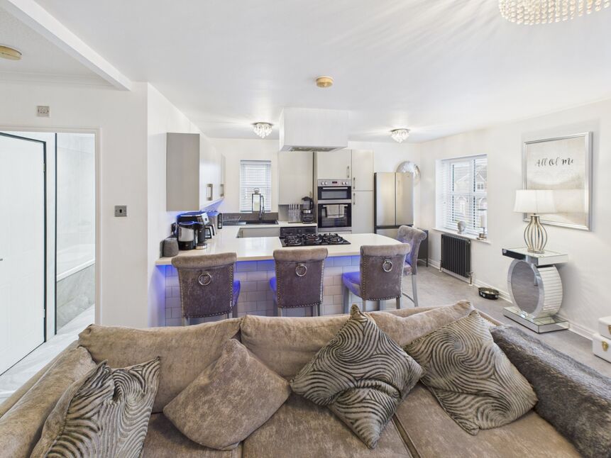 Lounge / Kitchen / Diner