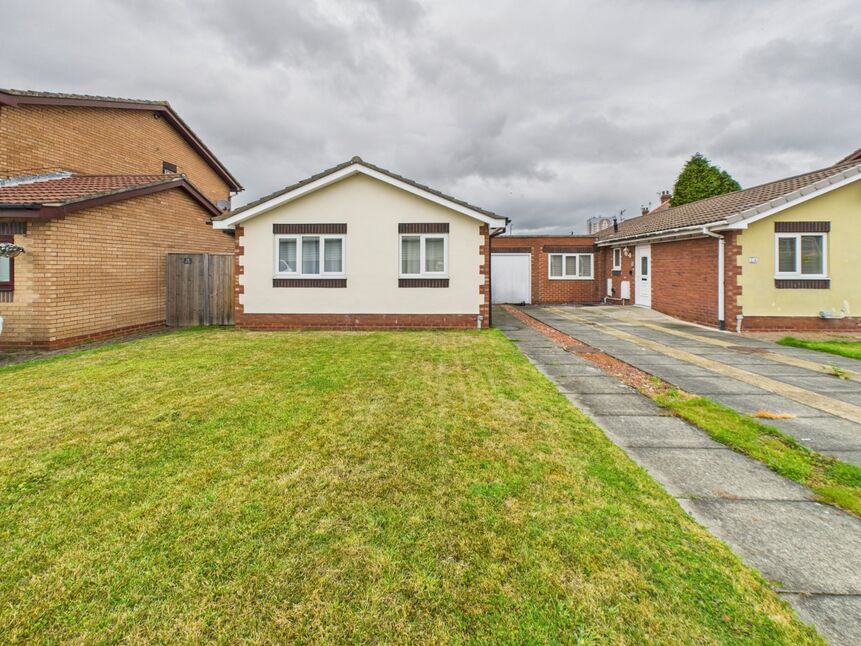 Main image of 2 bedroom Link Detached Bungalow for sale, North Drive, Hebburn, Tyne and Wear, NE31