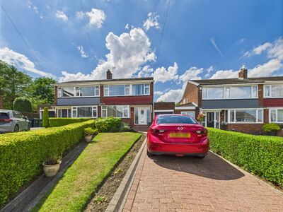 Sunningdale Close, 3 bedroom Semi Detached House for sale, £210,000