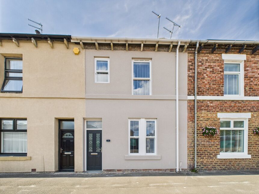 2 bedroom Mid Terrace House for sale