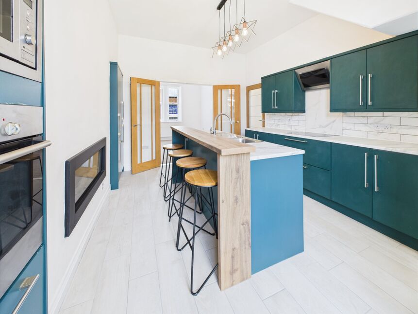 Kitchen / Diner