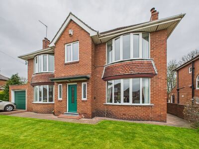 St. Johns Avenue, 5 bedroom Detached House for sale, £400,000