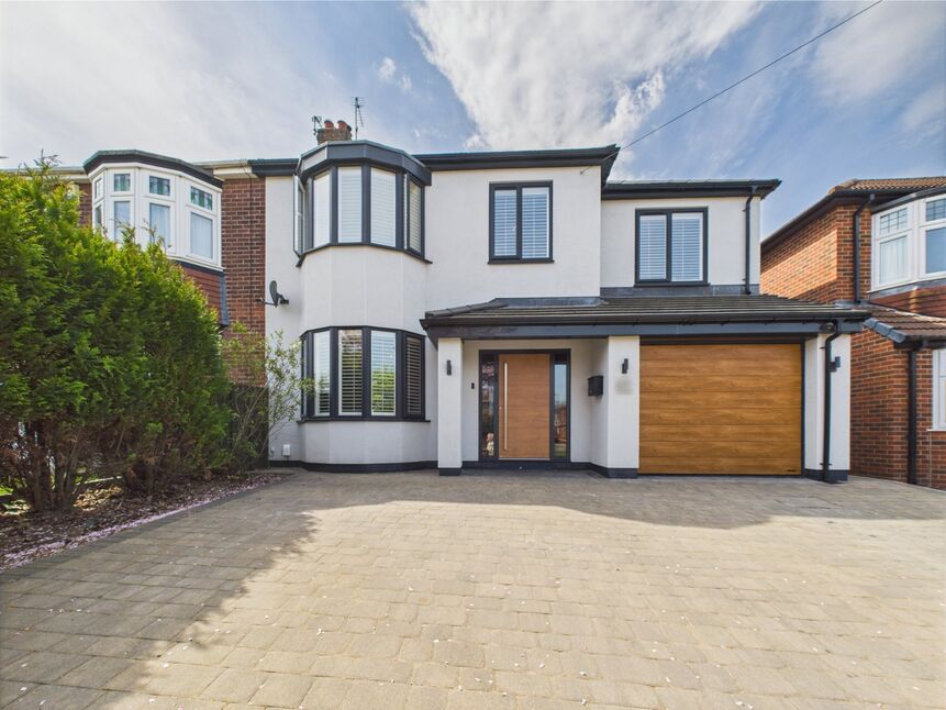 Main image of 5 bedroom Semi Detached House for sale, York Avenue, Jarrow, Tyne and Wear, NE32