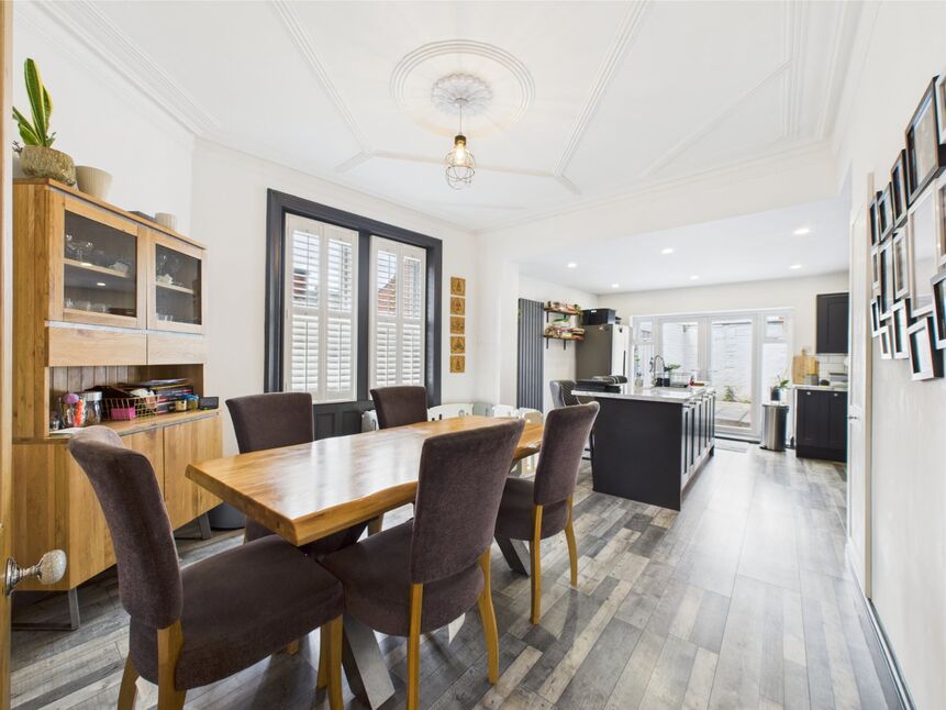 Kitchen / Dining Room