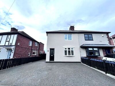 Hadrian Road, 2 bedroom Semi Detached House to rent, £800 pcm