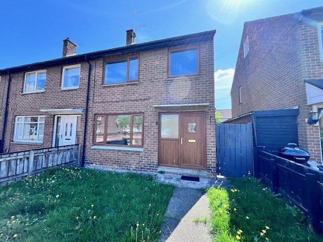 Main image of 3 bedroom Semi Detached House to rent, Broomfield, Jarrow, Tyne and Wear, NE32