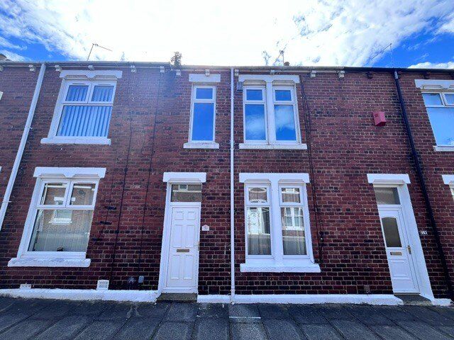 Main image of 3 bedroom Mid Terrace House to rent, Buchanan Street, Hebburn, Tyne and Wear, NE31
