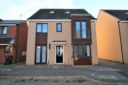 St Anthony's Gardens, 5 bedroom Detached House for sale, £330,000
