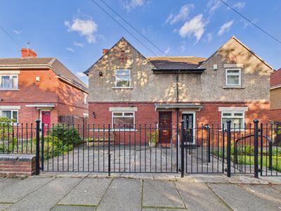 Millway, 2 bedroom Semi Detached House for sale, £107,500