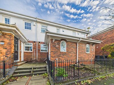 Marina View, 2 bedroom Mid Terrace House for sale, £145,000