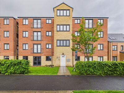 St. Nicholas Way, 2 bedroom Flat for sale, &pound;80,000