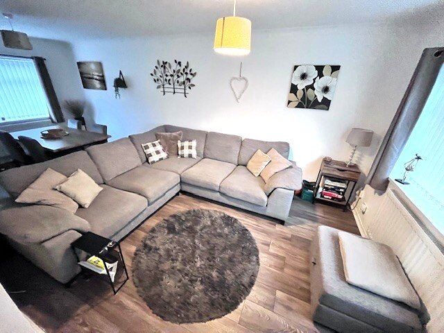 Lounge / Dining Room