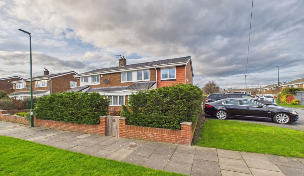 Ne32 4 bedroom Semi Detached House for sale, Hereford Way, Fellgate, NE32 ...