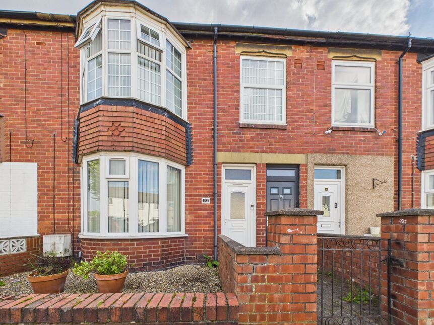 Main image of 2 bedroom Flat for sale, Vimy Avenue, Hebburn, Tyne and Wear, NE31