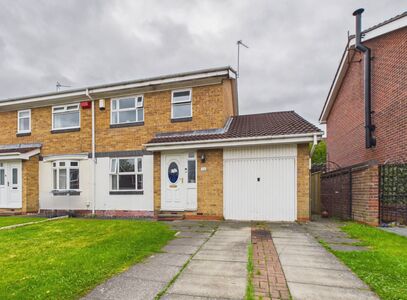 The Cornfields, 3 bedroom Semi Detached House for sale, &pound;210,000
