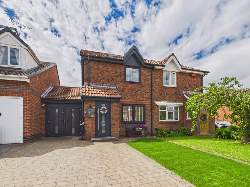 2 bedroom Semi Detached House for sale
