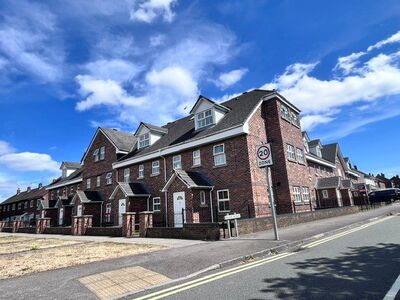 Bonnar Court, 1 bedroom Flat to rent, &pound;595 pcm