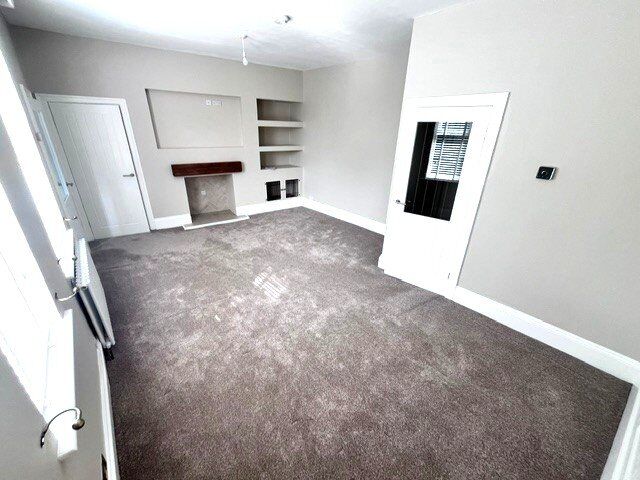 Lounge / Dining Room